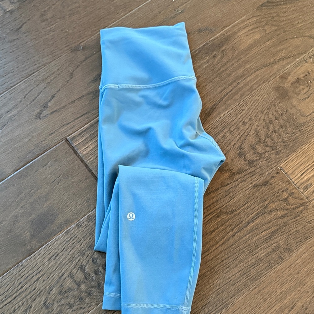 lululemon athletica Cropped Sky Blue Leggings